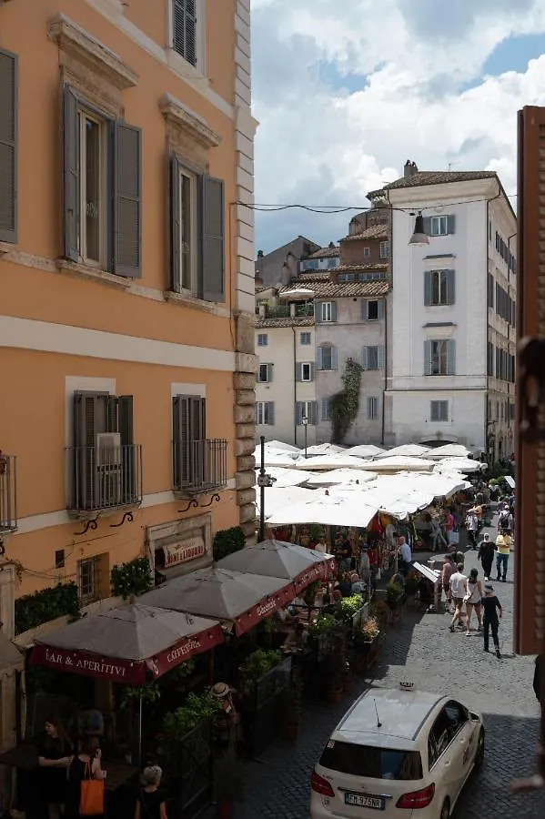 Campo De Fiori Chic Daire Roma