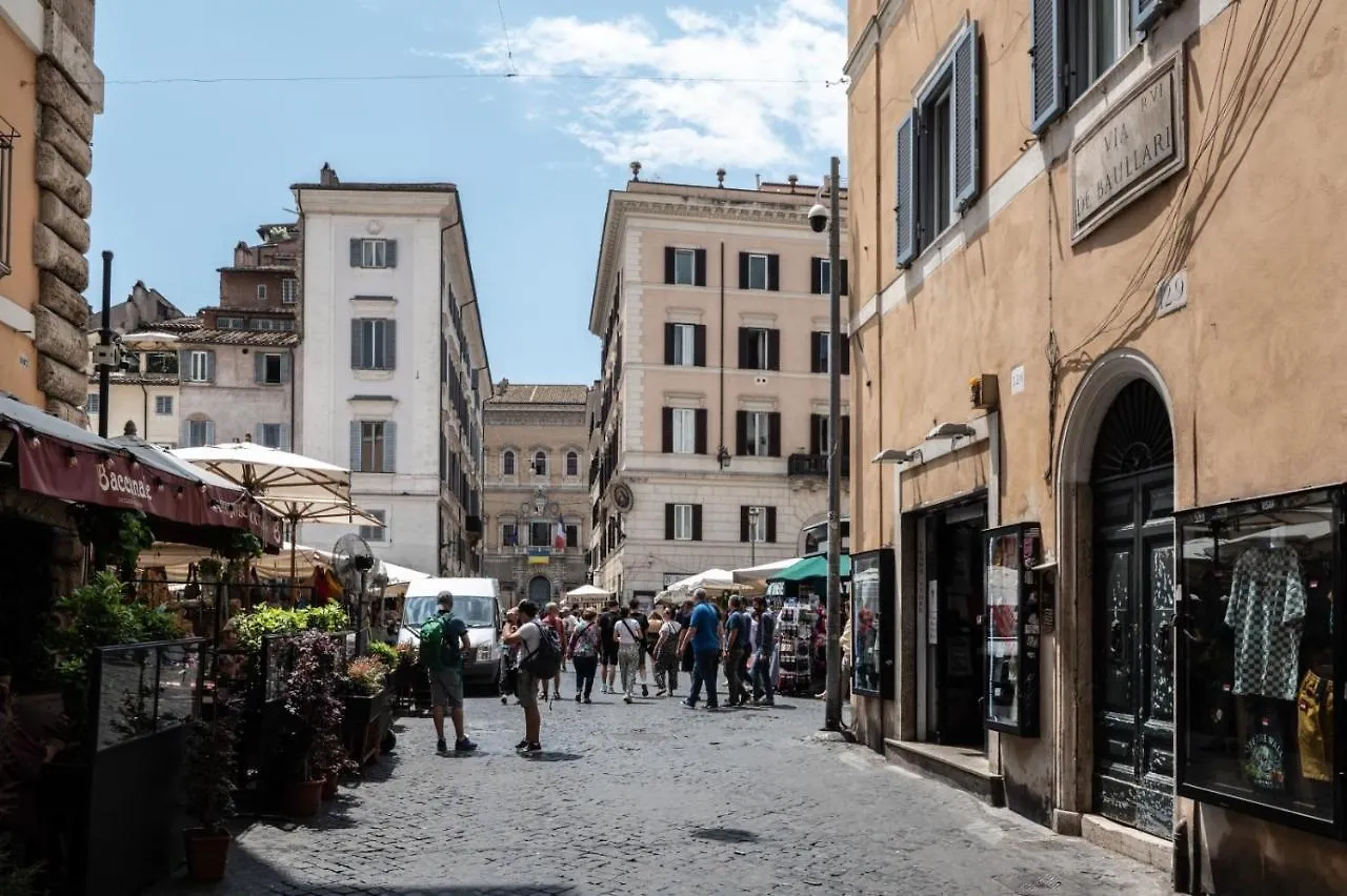 Campo De Fiori Chic Apartment Rome